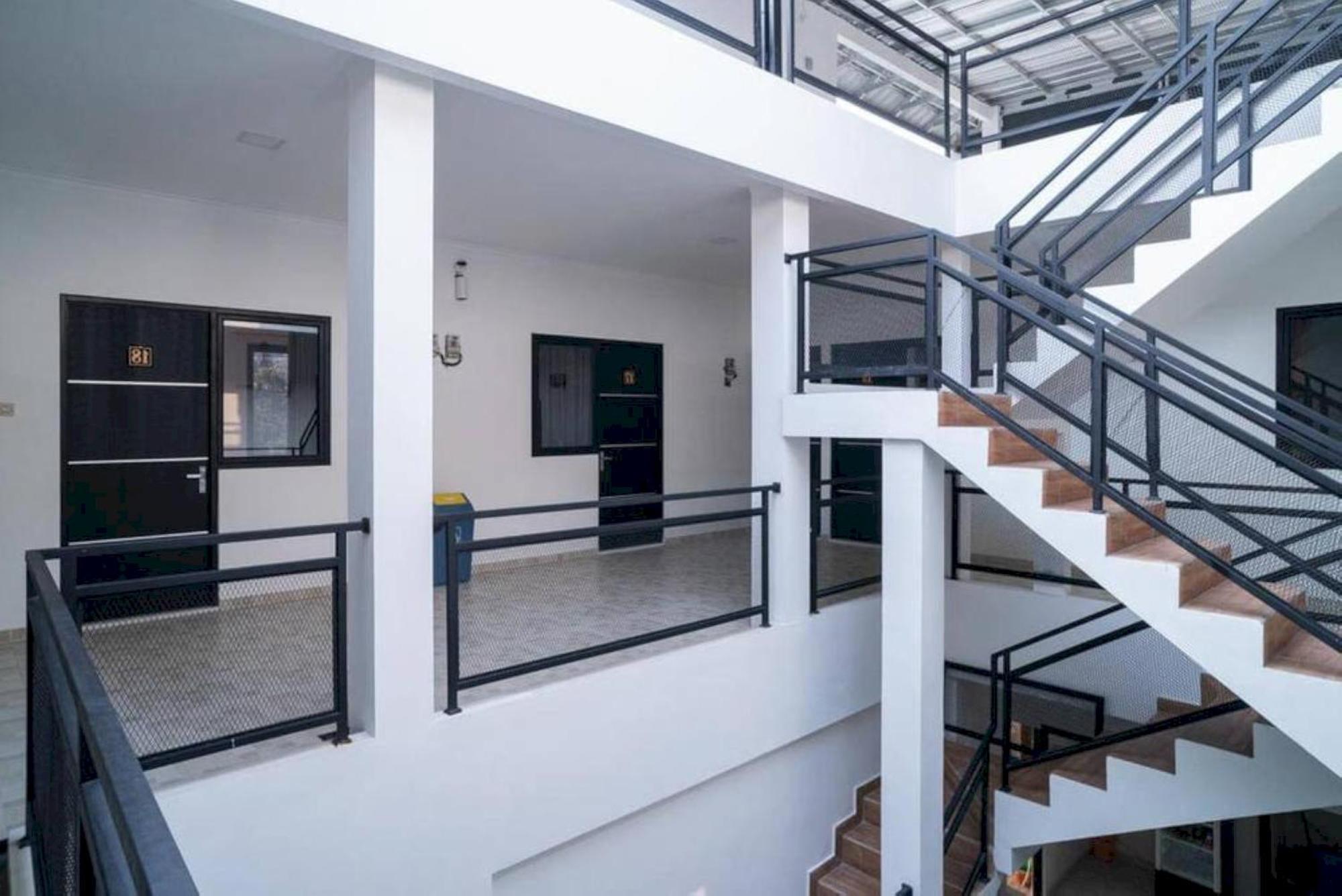 Oyo 94143 Mahagoni House Syariah Hotel Богор Екстериор снимка