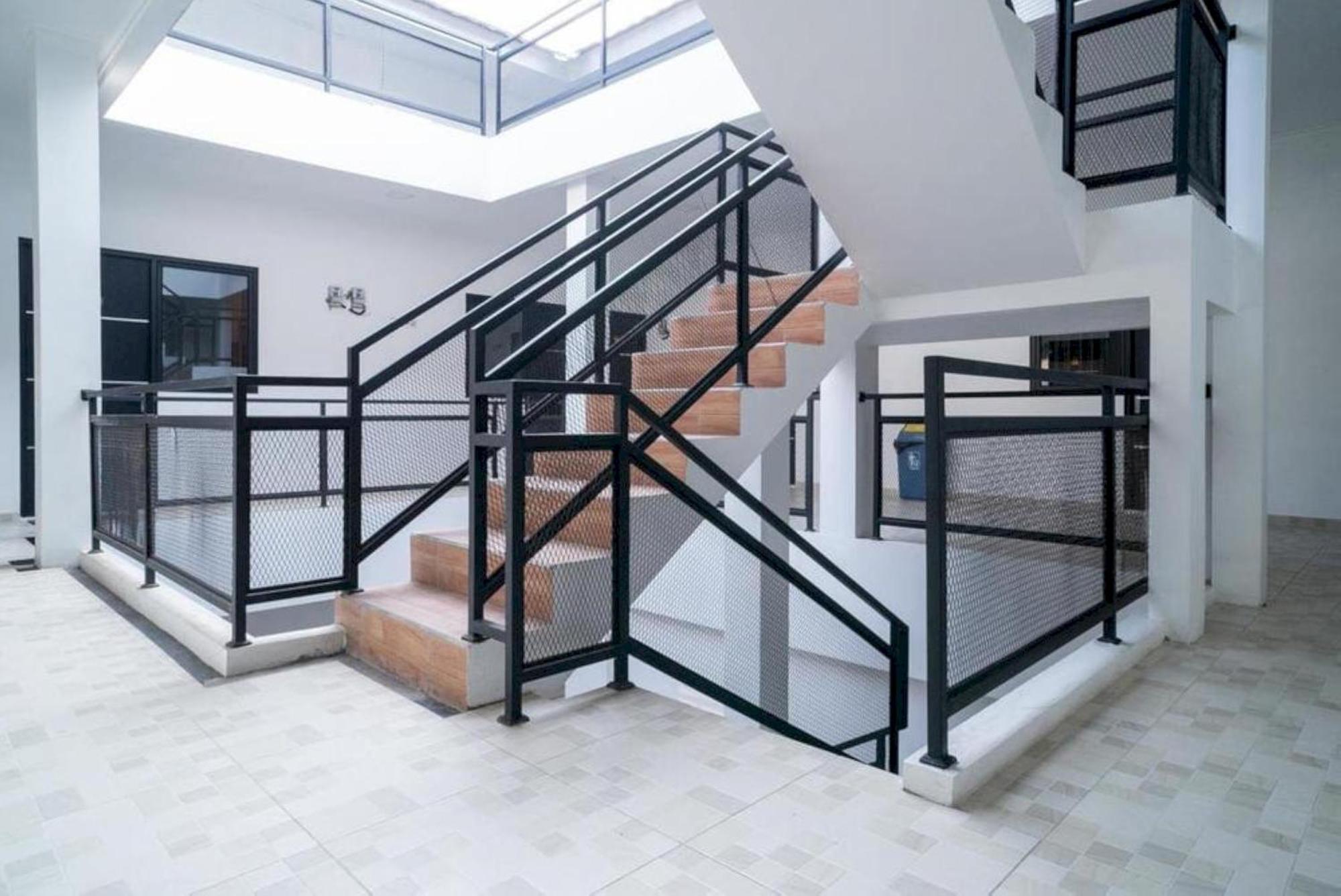 Oyo 94143 Mahagoni House Syariah Hotel Богор Екстериор снимка